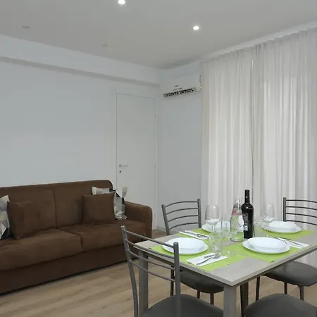 Apartment Megamare
